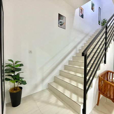 Hanan Homestay Klebang Ipoh With A View Of Mount Korbu, For Musl!M Only!! Eksteriør billede