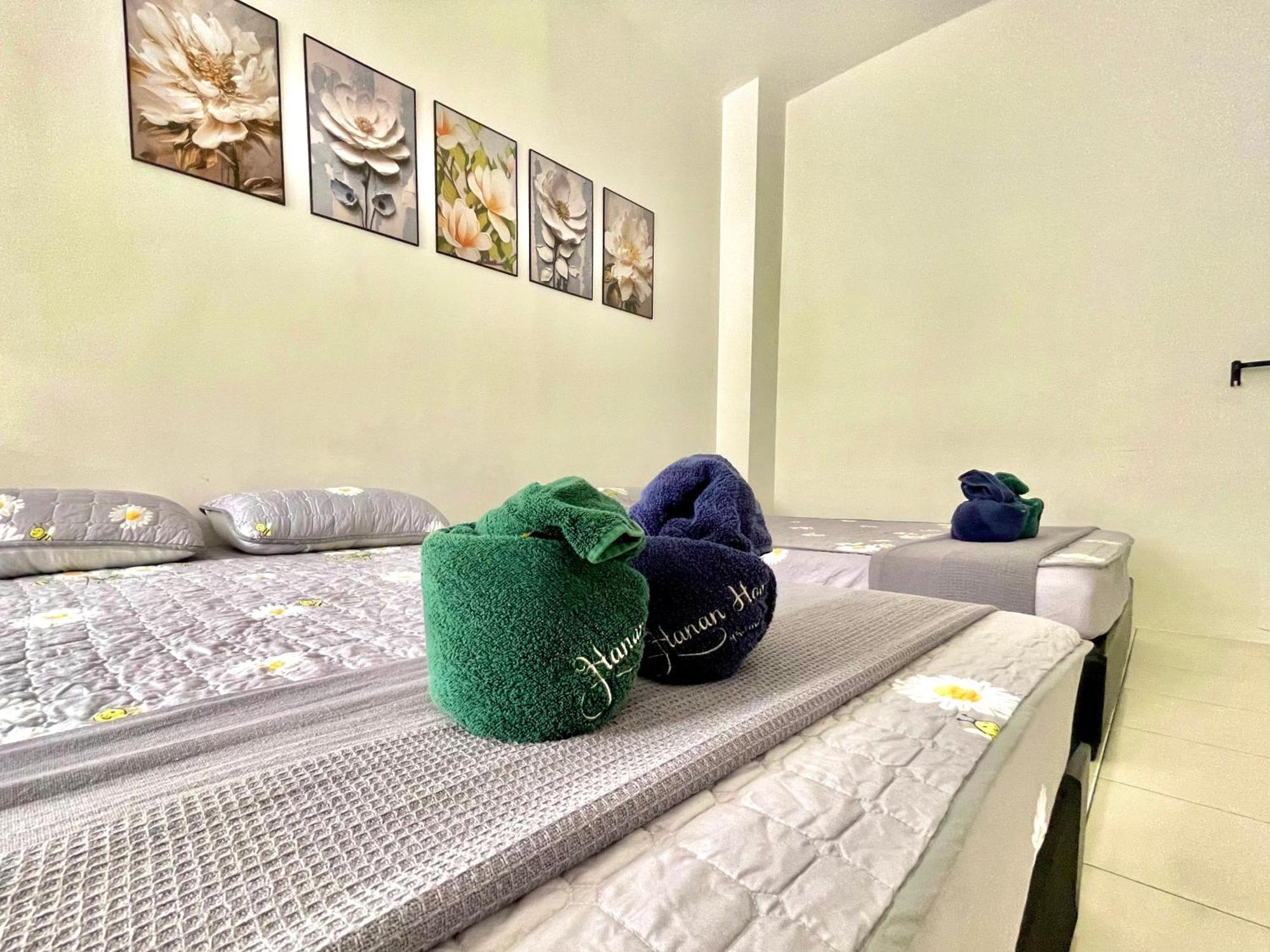 Hanan Homestay Klebang Ipoh With A View Of Mount Korbu, For Musl!M Only!! Eksteriør billede